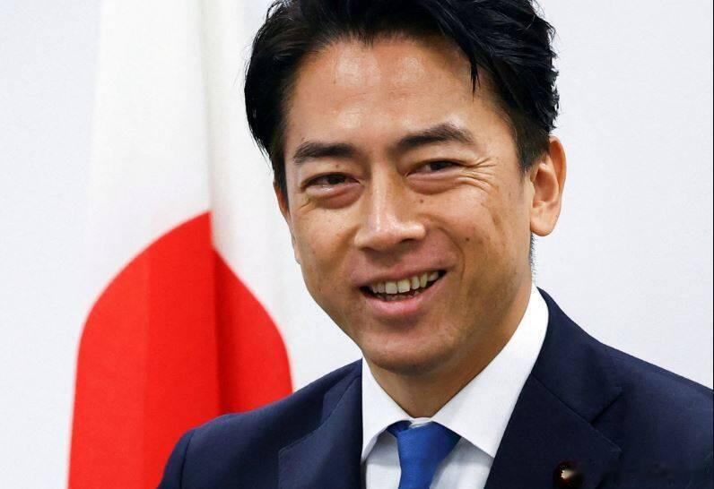 “为何执政基础巩固会成安全疑虑？”小泉进次郎反问记者引发关注海外新鲜事日本 日本