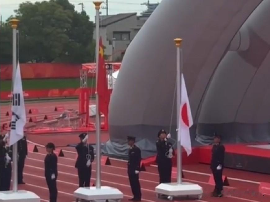 名古屋亚运会挺好的，脑洞大开，发现我们任意二三线城市都可以申办亚运会。从衣食住行