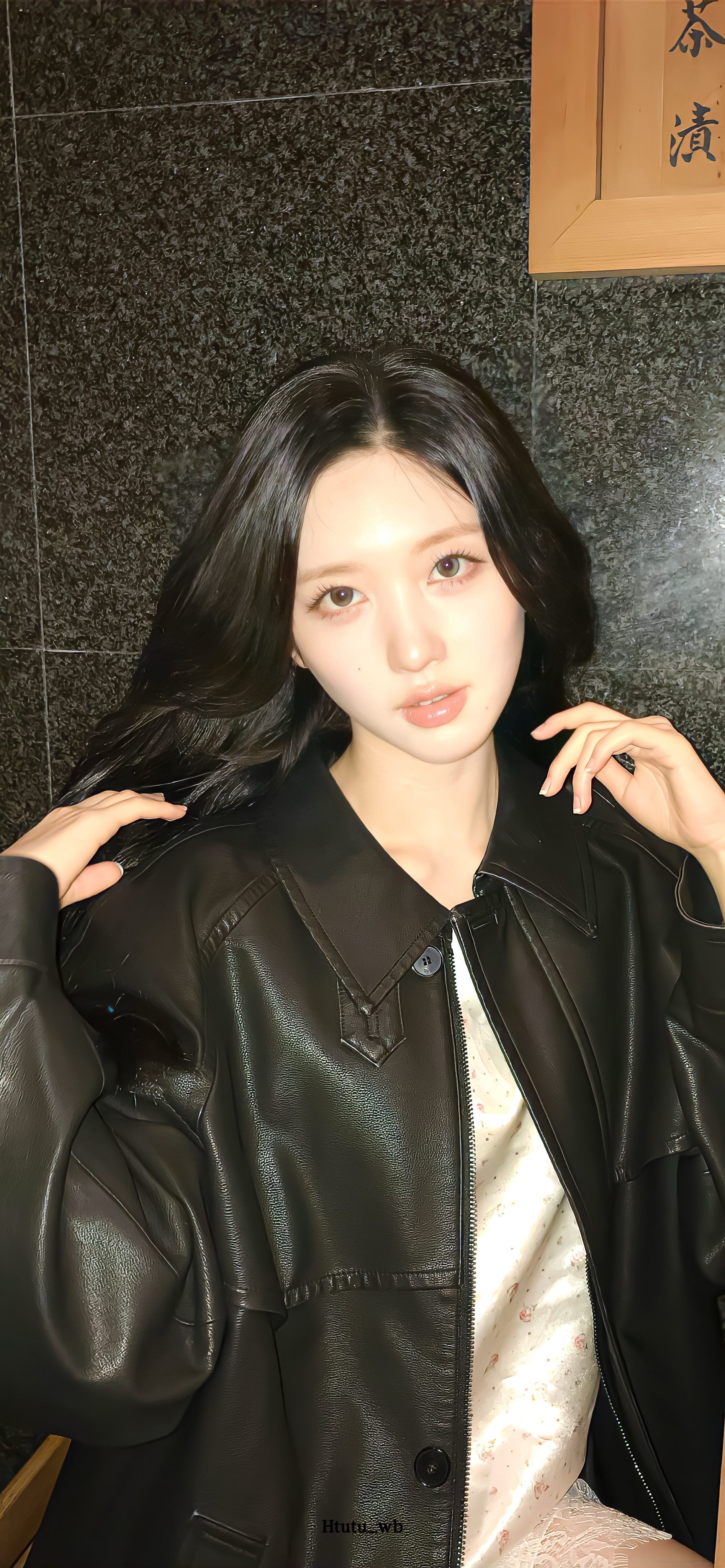 金秋天Gaeul壁纸来啦～🐈‍⬛🖤 ​​​