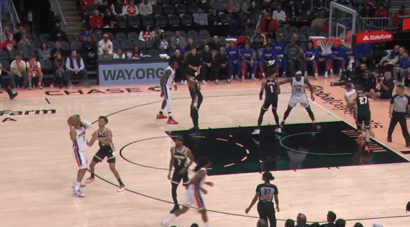 活塞观察：CC复出之战开启传球表演，25+10率队拿下11连胜经过3场比赛的修养