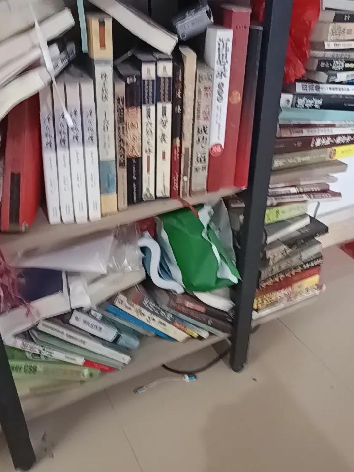 有人说读万卷书，不如走万里路
但是我读了这么多书，能等于我多走了这么多路吗？