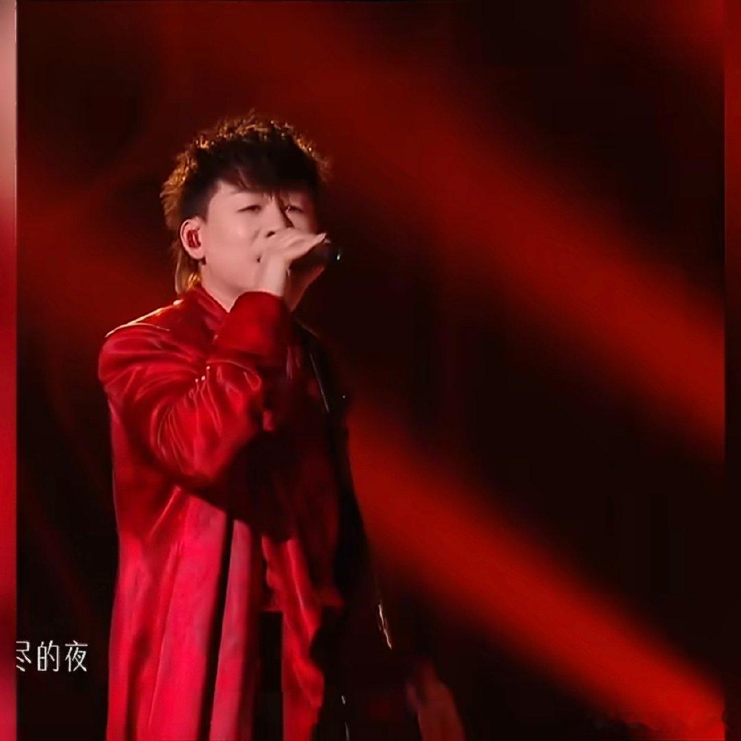 胡彦斌编曲魔丸炸场不得不说大家真的永远可以相信胡彦斌在音乐编排上的实力，每次出手