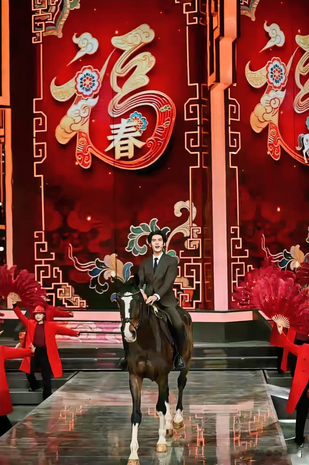 于适没上央视春晚，我没吃惊。
他登辽视春晚，我也没惊讶。

我惊讶的是，于适亮相