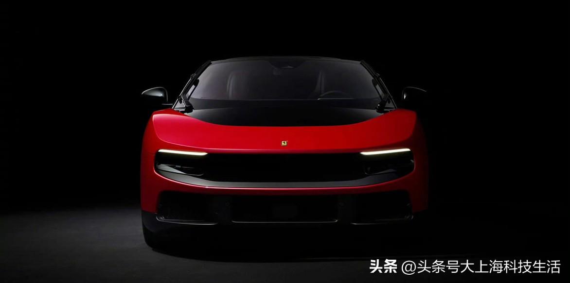 法拉利营销总监嘴上说着不怕国产车企，论调满是傲慢。
拿虚无的驾驶情感当遮羞布，嘲