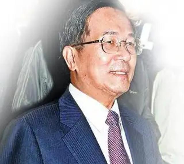 台湾地区前领导人陈水扁发表声明，“赖清德出访斯威士兰行程被‘三连拒’，老面孔陈水