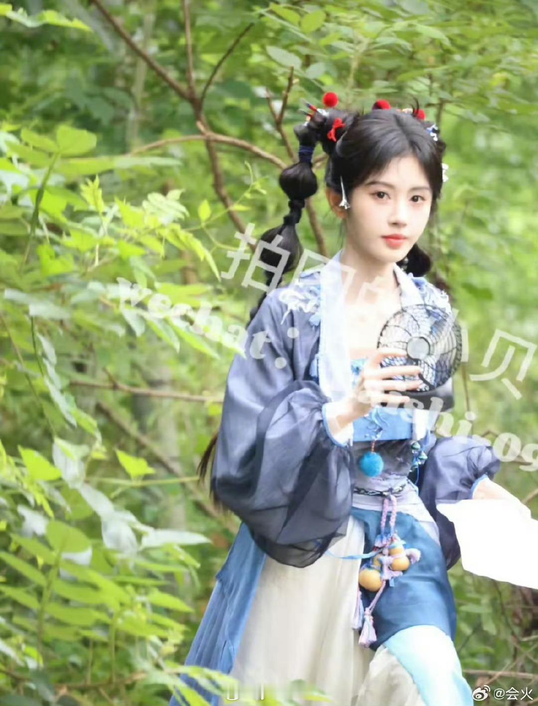 鞠婧祎小号鞠婧祎来战阿黛路透双马尾，好像安琪拉啊鞠婧祎阿黛官宣海报 ​​​