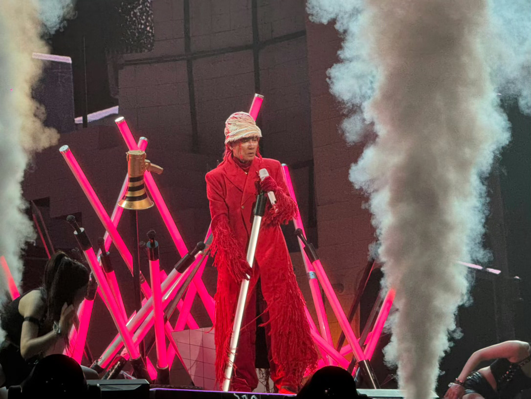 看过陈小春演唱会的才懂真正看过一次现场，才懂什么叫刻在骨子里的舞台魅力🎤唱跳全