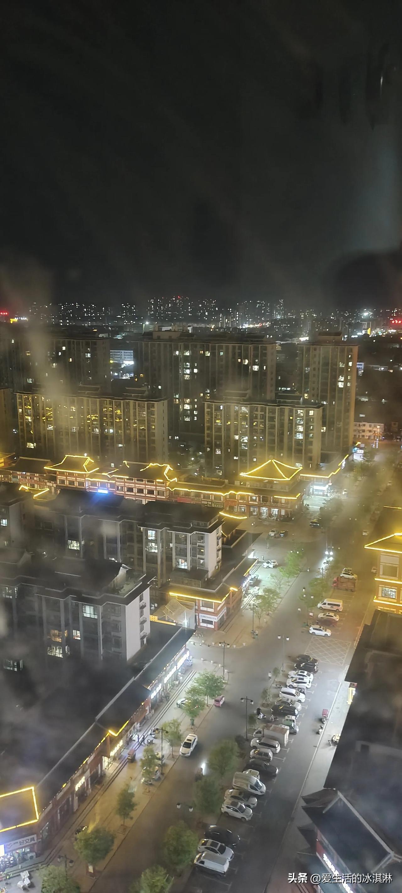 爬石谷解山与家人失散得福建莆田8岁男童邹某某，在失联50多天后终于被找到，无比痛