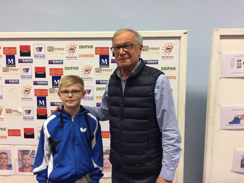 2018.1.21同一个老爷爷去俱乐部参观 