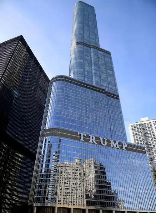 【芝加哥请求联合国调查美国】美国芝加哥市市长布兰登·约翰逊11月7日在通过远程连