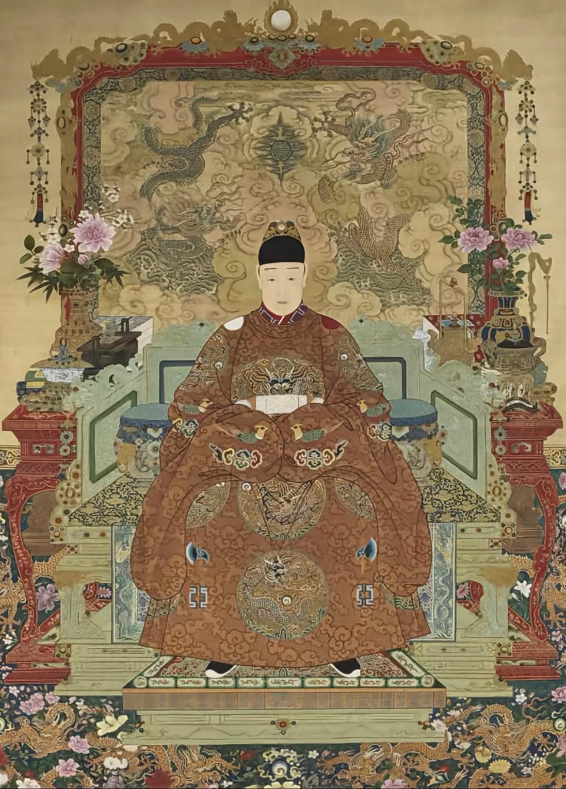 木匠皇帝天启帝的画像，龙椅细节满满，工艺巧夺天工，布置顶级审美，感觉像是天启帝亲