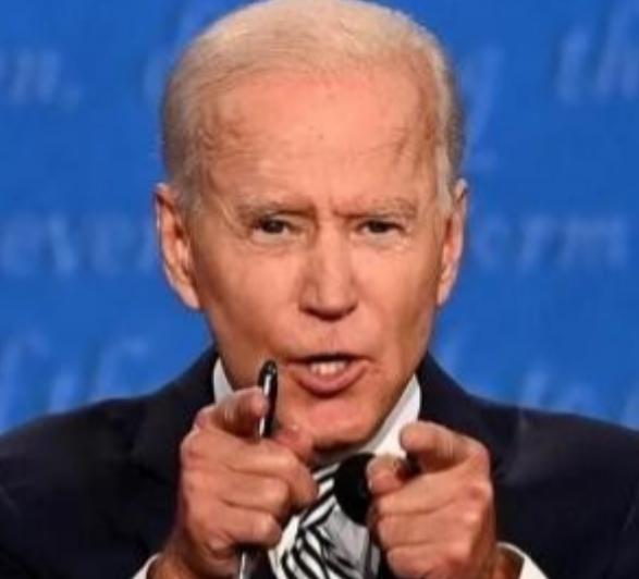 真别以为拜登老糊涂了，有一句话他说得真对，美国如果继续让特朗普领导，迟早要丢掉世