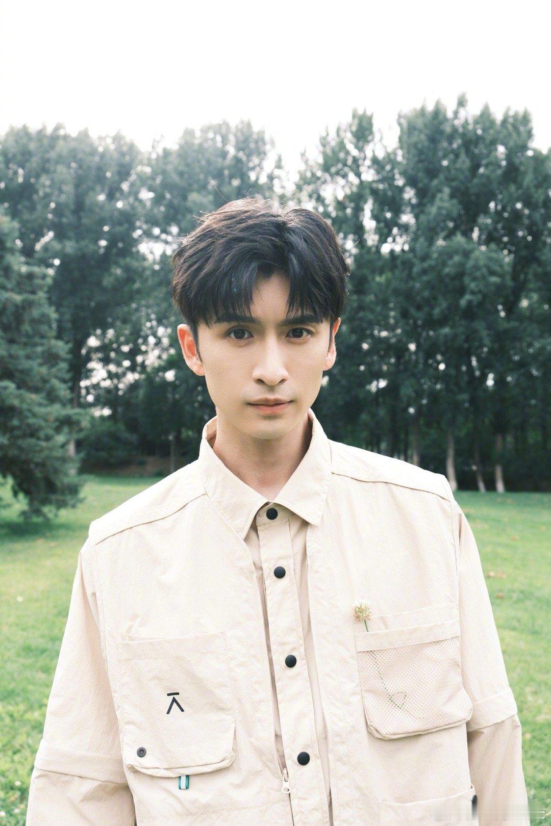 #张云龙 还在那抱# 张云龙的笑料真不带重复的[笑cry] ​​​