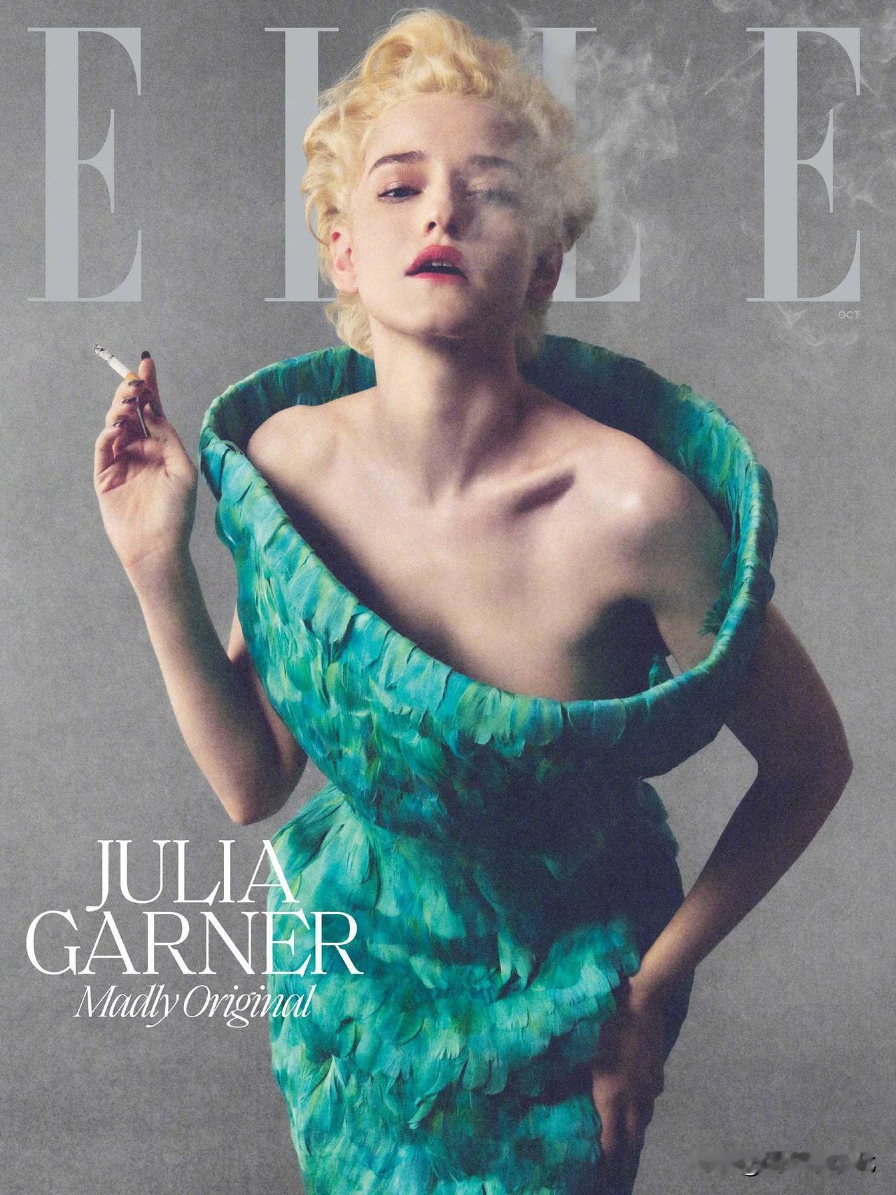 外娱资讯，茱莉亚·加纳近日为时尚杂志《ELLE》拍摄了美国版十月刊的封面及扉页写