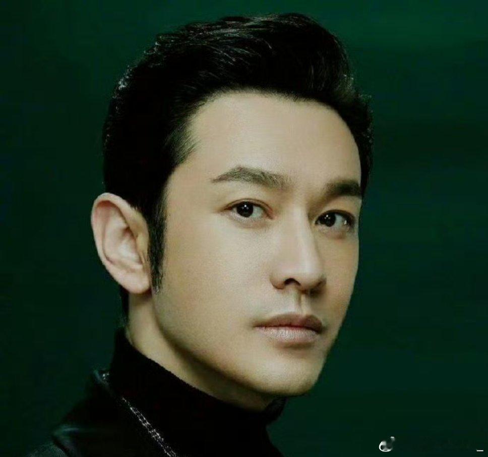 #叶珂黄晓明多次约会#我真的要笑死了，这个rs真的很割裂[允悲][允悲]请停止这