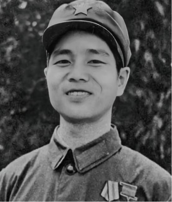 刘勇，江西九江人，1958年1月生，年少时曾是“打架大王”，他成长于干部家庭，因