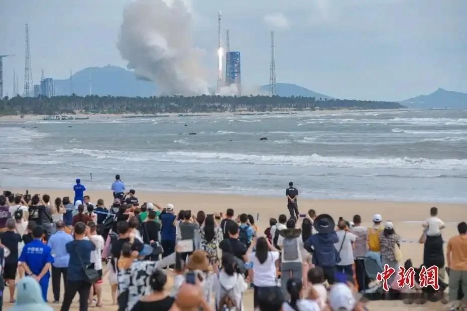 11月10日，我国卫星互联网低轨13组卫星发射成功。谷神星一号（遥十九）运载火箭