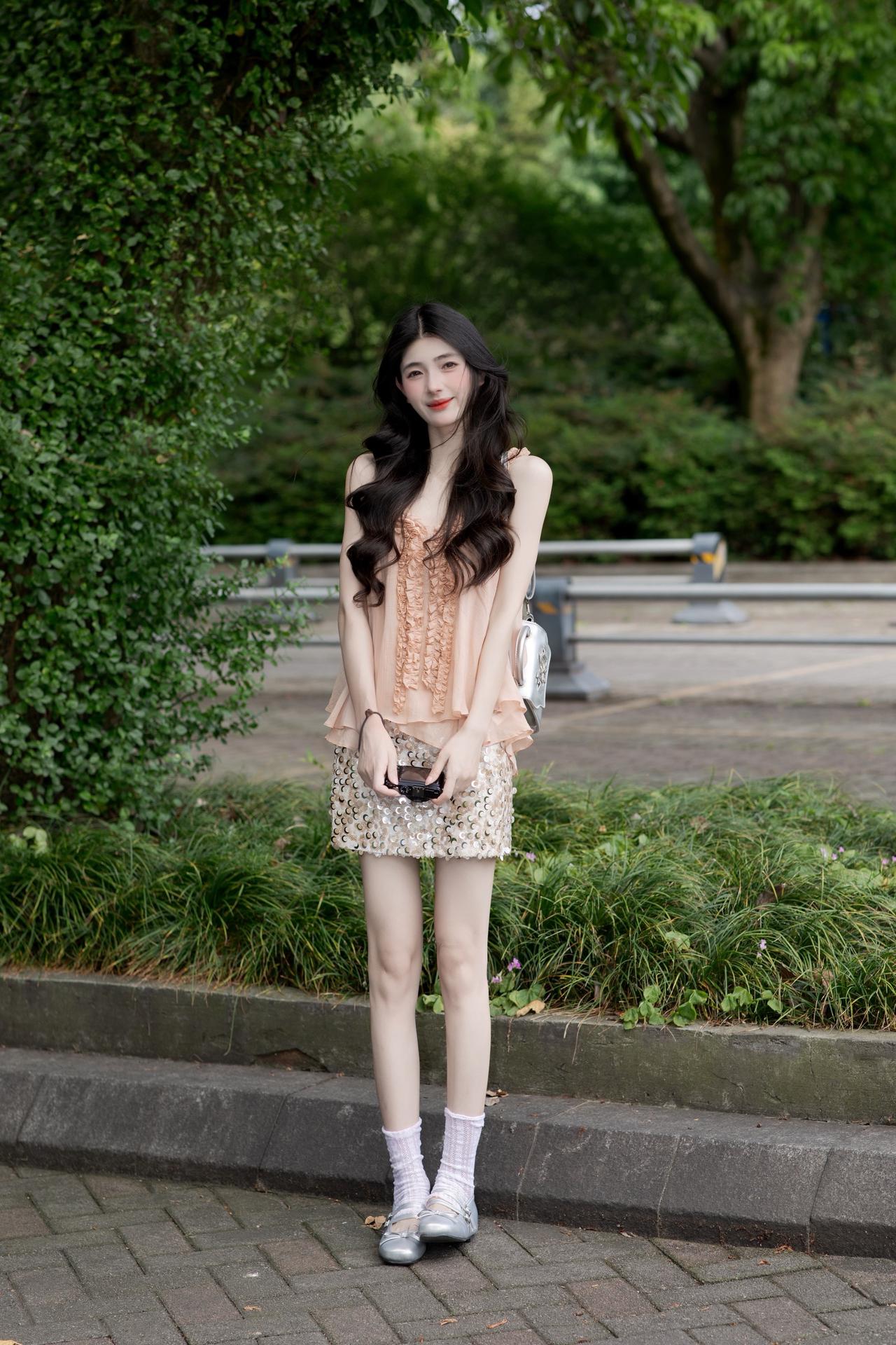 少女感夏日ootd 夏日氛围感穿搭 无法拒绝的夏日穿搭 夏日慵懒氛围感穿搭 温柔
