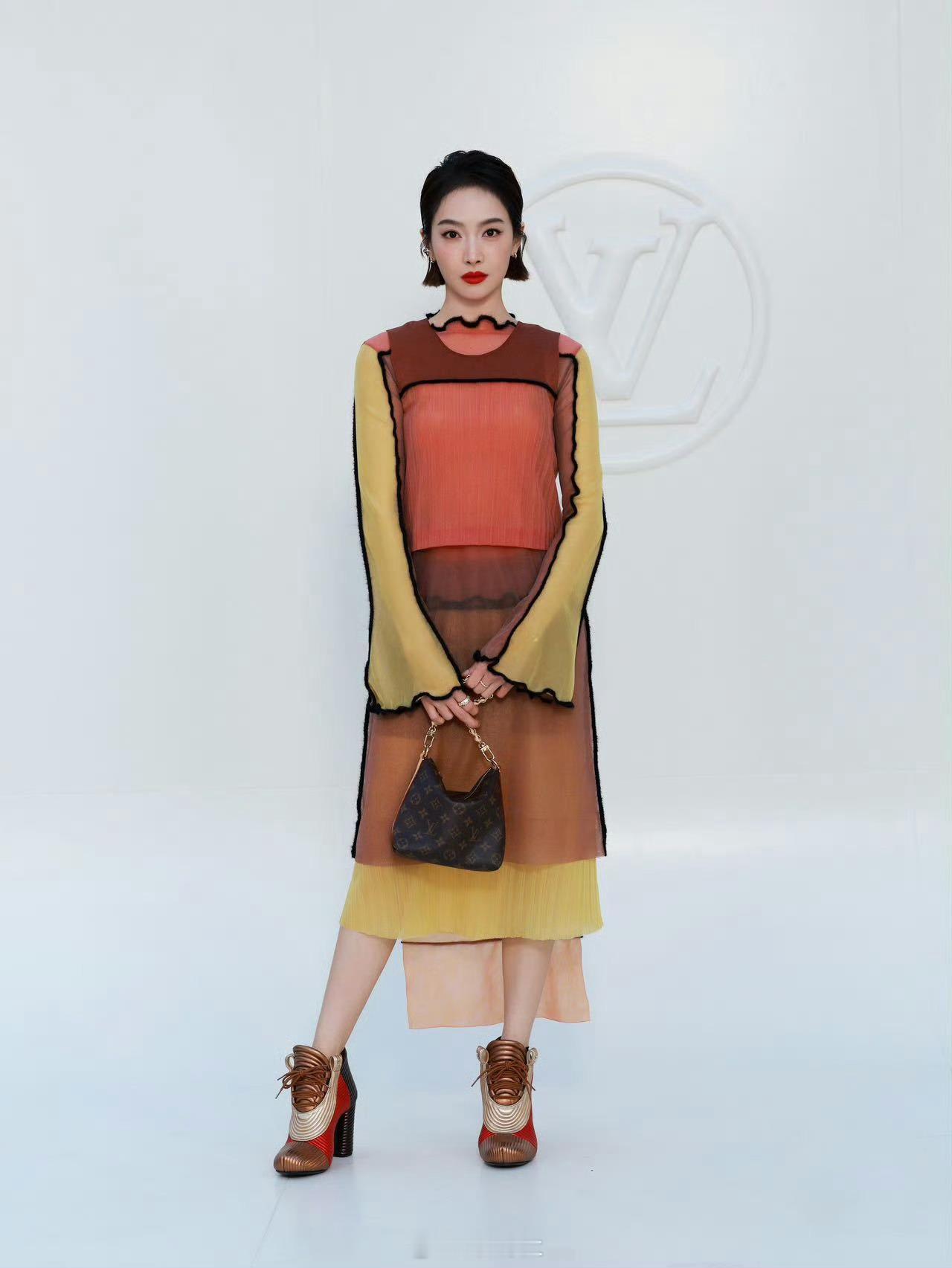 東Brand Story2027春夏时装周 Louis Vuitton 2027