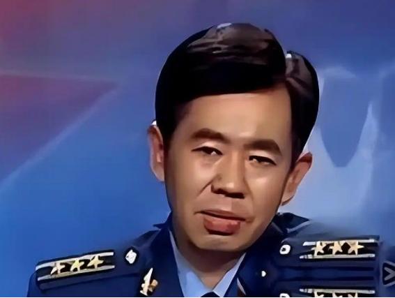 空军大校戴旭曾大声疾呼：“美国正在通过控制中国教育，培养亲美洋奴，其通过留学、发