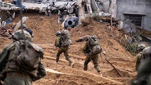 加沙战局出现新变化，美国撤回东地中海航母。
 
本轮巴以冲突爆发后，美国曾第一时