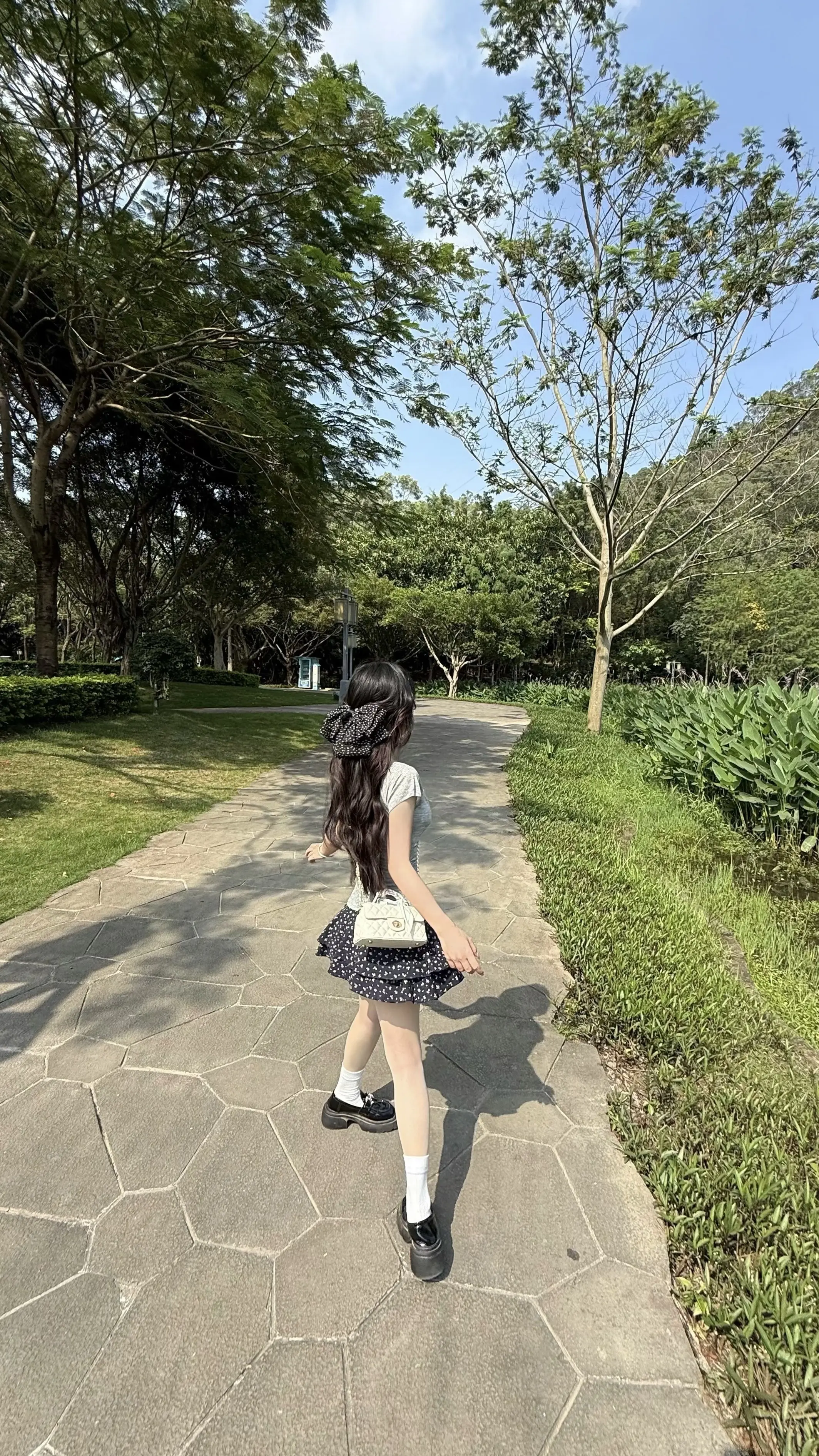 在你心里 我是否还如初见时那般可爱