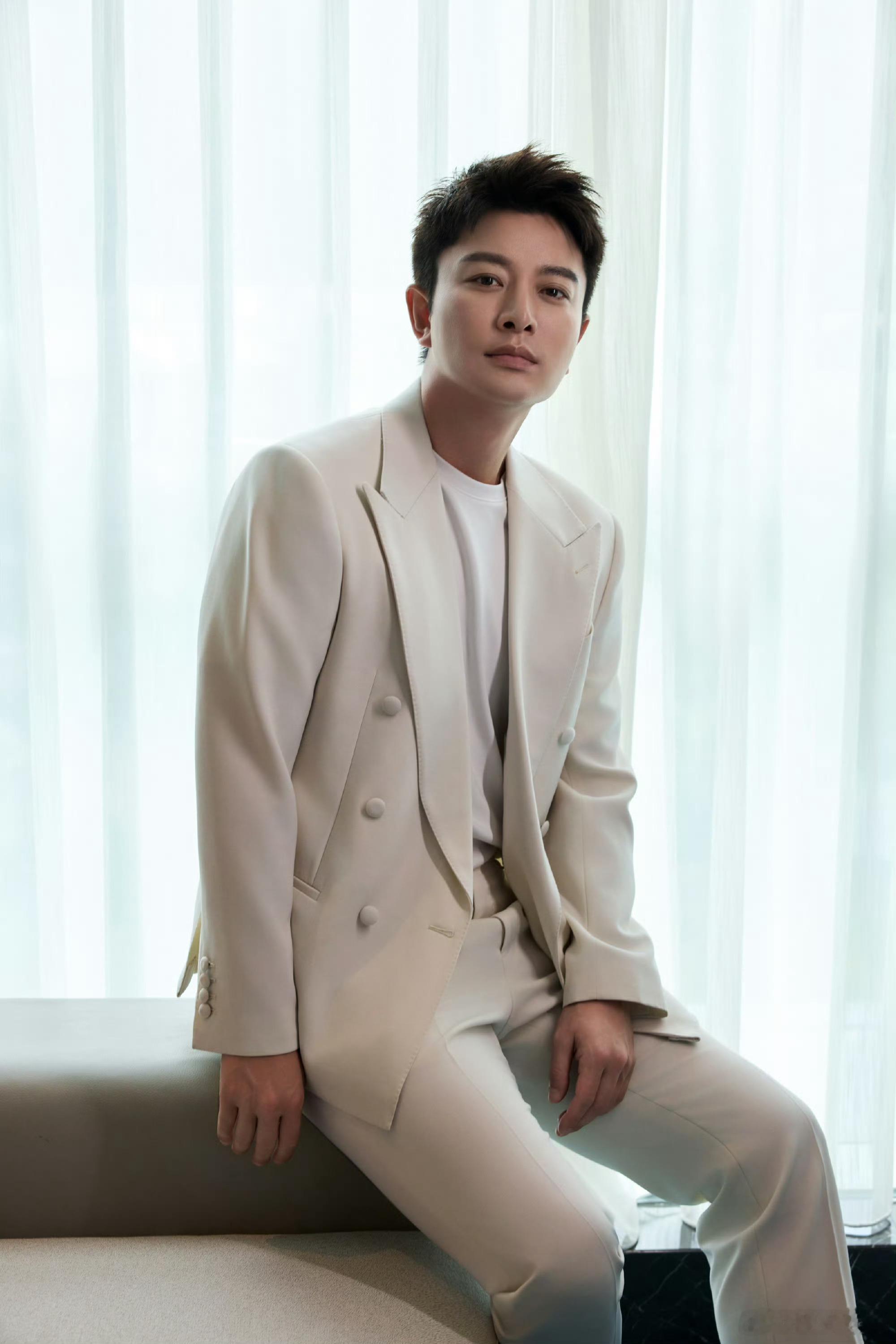 【博主诽谤贾乃亮是gay被判赔1万】造谣贾乃亮性取向博主未道歉被强执企查查APP