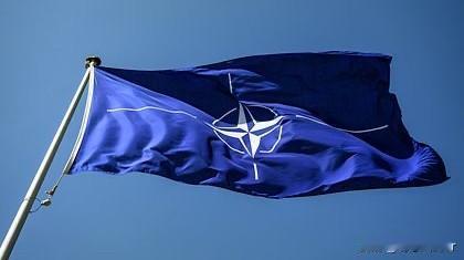 格陵兰岛如果成为美国的，就必须冒着北约被终结的风险。近日，《政治报》援引一位军事