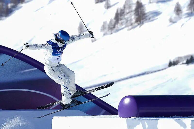 看完谷爱凌的比赛
发现一个残酷的事实
那就是谷爱凌哪怕得了再高的成绩，也改变不了