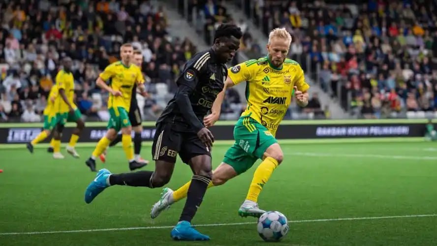 今日继续朝着好的方向出发！作品：哈德斯vs博尔顿   哈德斯拥有一定的主场优势，