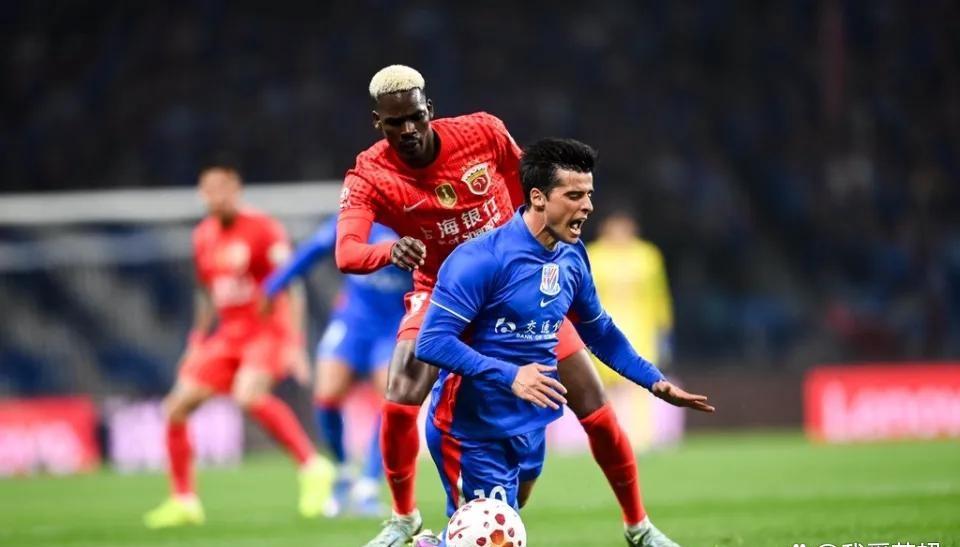 由此前可能的两连败转变为现在的可能两连胜，韩鹏在不断给自己赢得生机。
客场战胜河