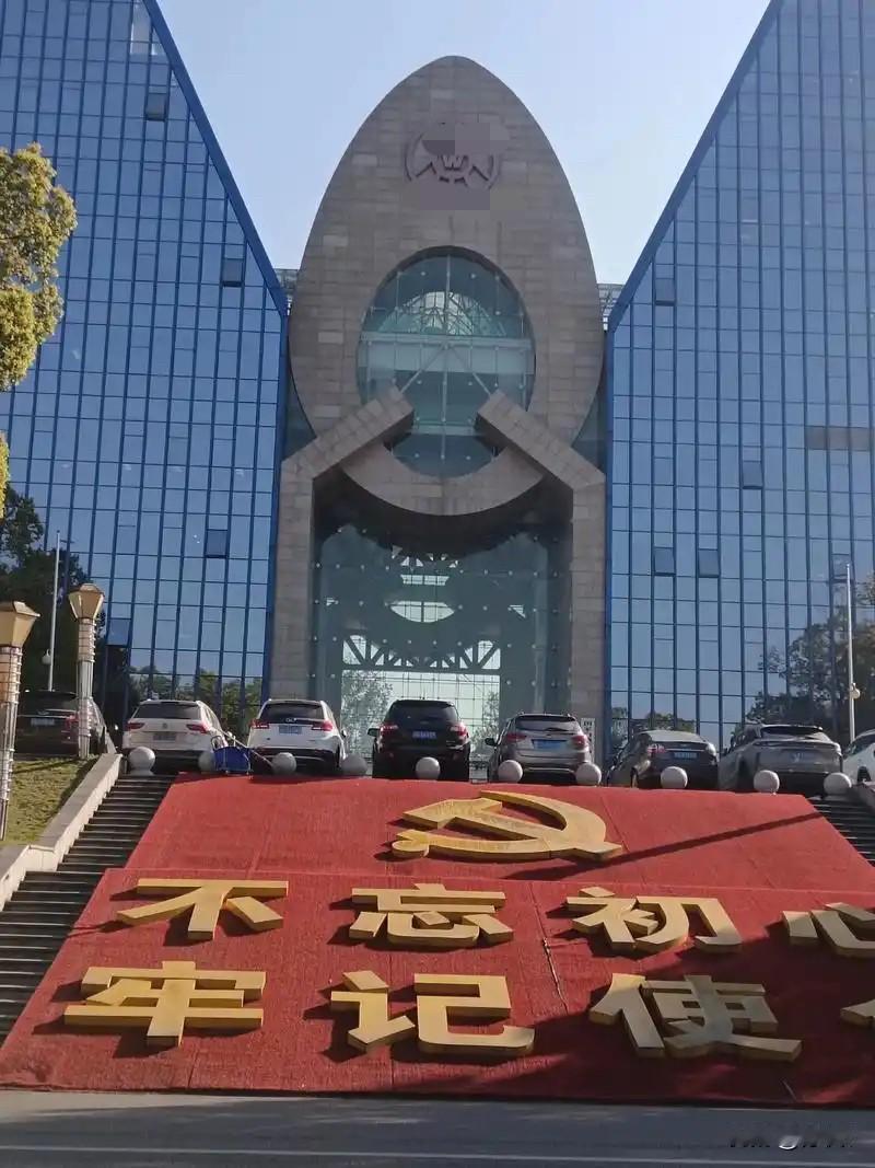 今天，五粮酒震惊了我两次

第一次震惊是看到一季报，26年一季度盈利80.36亿