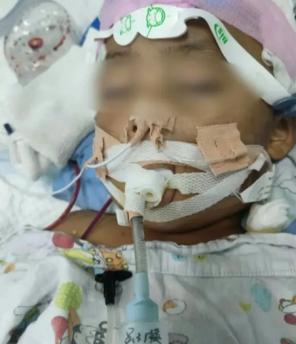 上海，3岁男童被生父的女友，拖到一个没人的角落，用鞋子，棍子，巴掌，不停地打他的