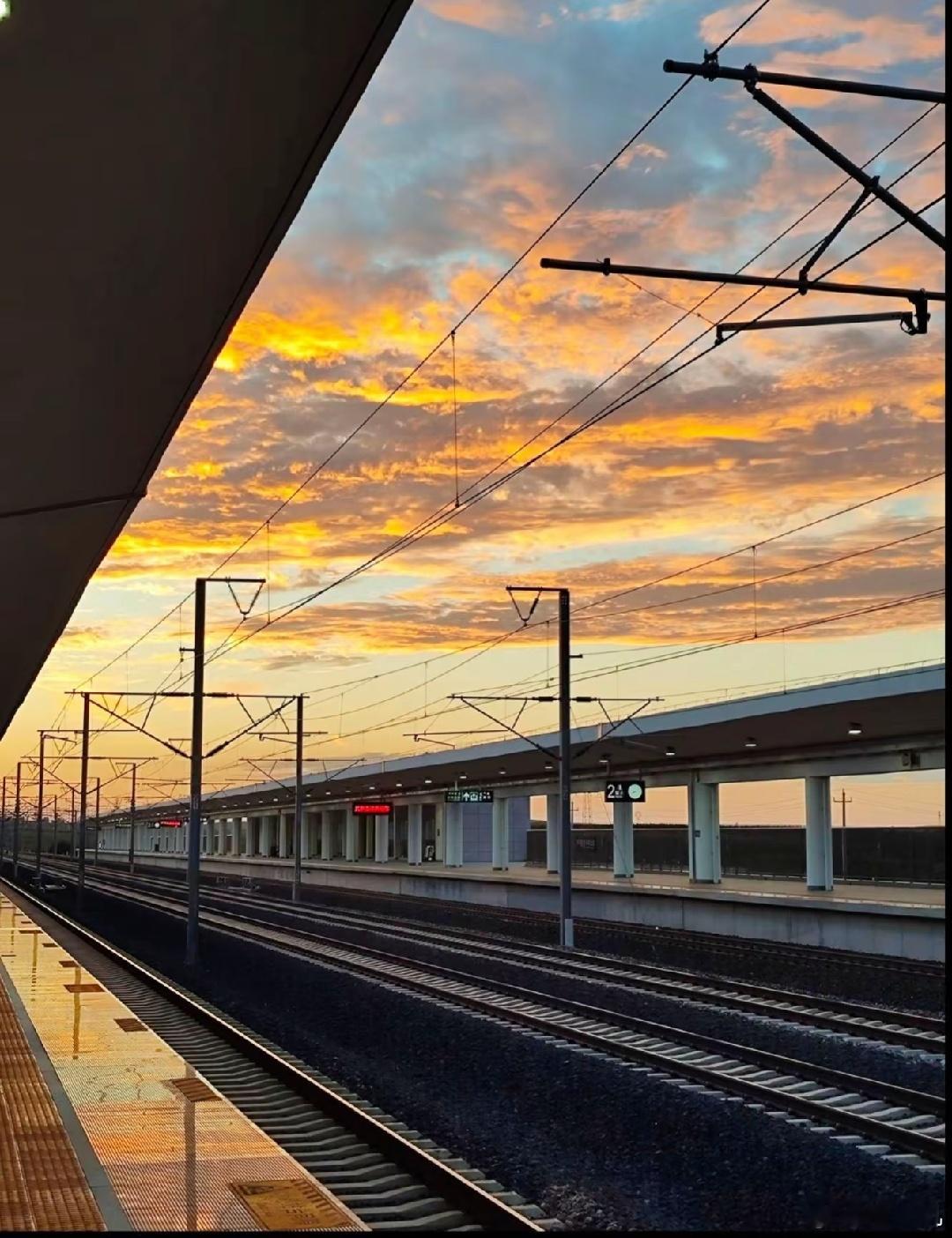 晚安 先成为自己的山，再去找心里的海。 