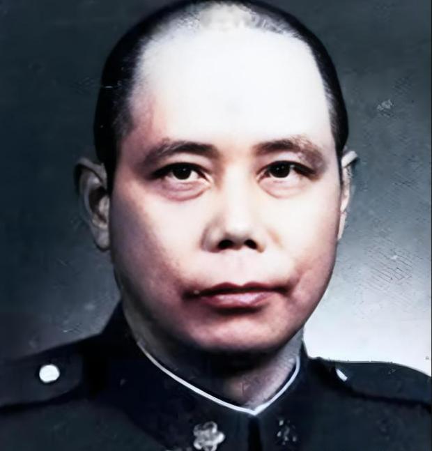 王耀武在常德摆庆功宴，招待57师残存官兵，正吃饭时，军长傅仲芳带着一队士兵闯入，