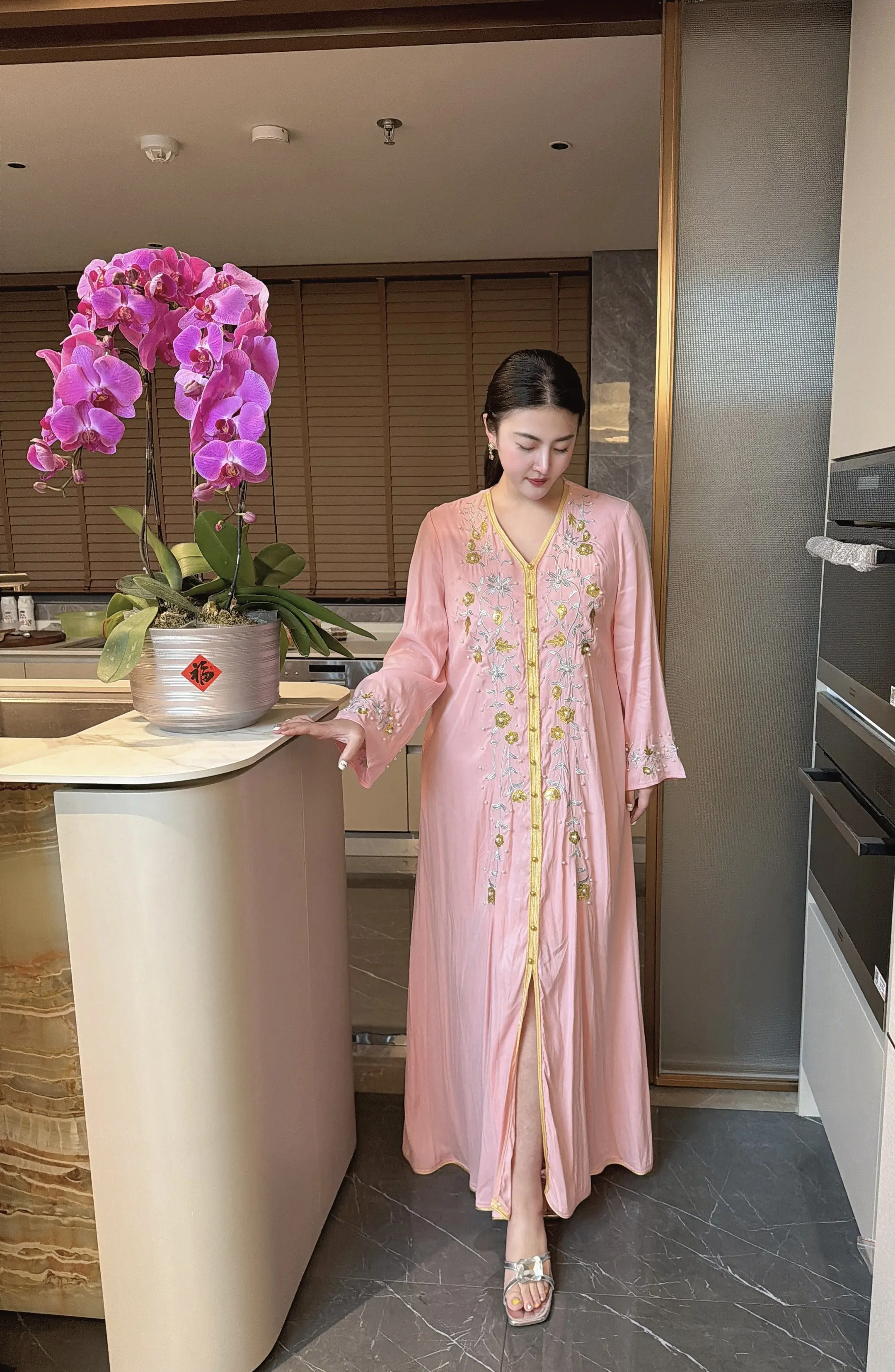 一个人讨厌我，那是他的问题。一群人讨厌我，那是他们互相认识！