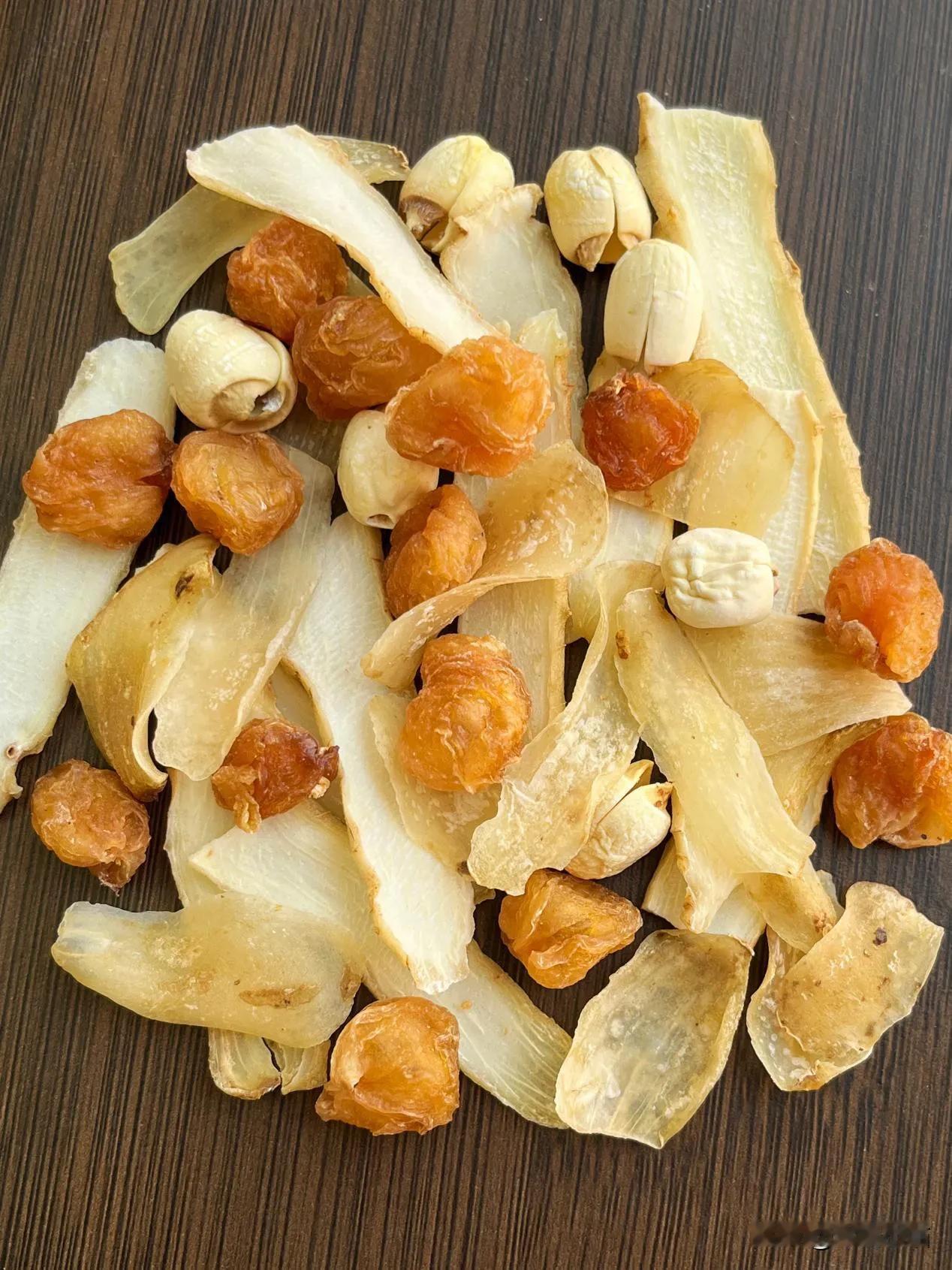 连喝3天，这个舒肝清心茶方太厉害了...

有没有翻来覆去睡不着、一睡着梦就特别