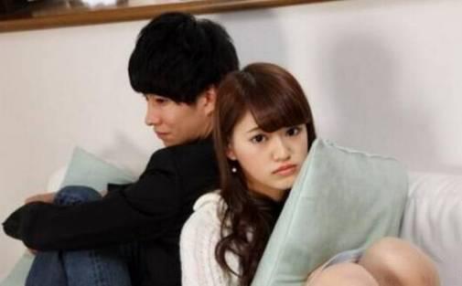 老实说，同居对女人不利，但对婚姻的筛选很有利。很多男女放弃同居直接结婚，结果一地