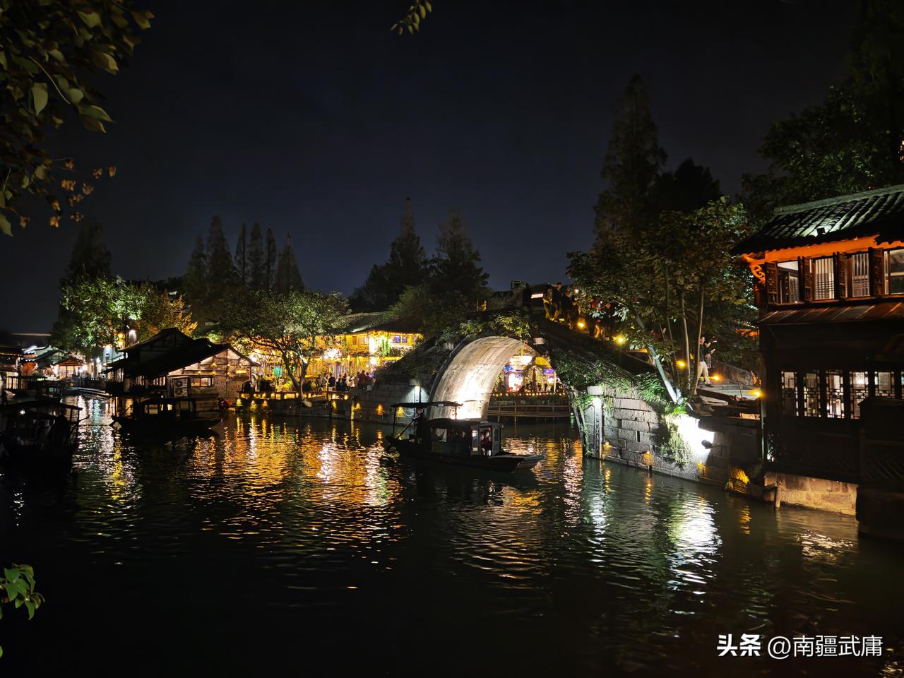 距离千年古镇还有xxx年的古镇，欢迎你
看到这一部电影《给阿嬷的情书》再看我们嘉