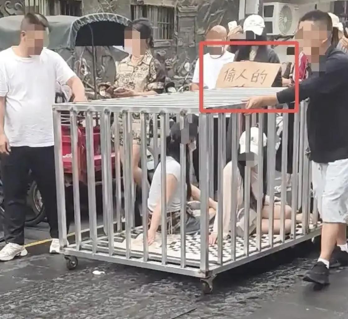 现在一些人为了流量，真的是不要一点底线！
从6月22日以来，在湖南汨罗的大街上，