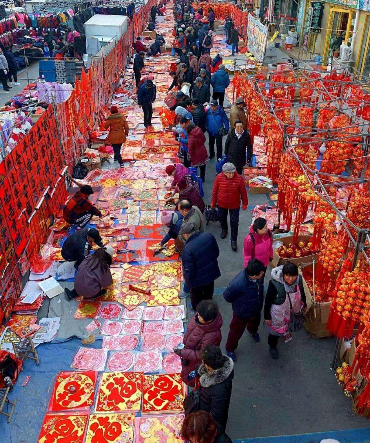 一代人有一代人的年货思路感觉咱们小时候，过年能买一身新衣服，家里买点肉，整点糖果