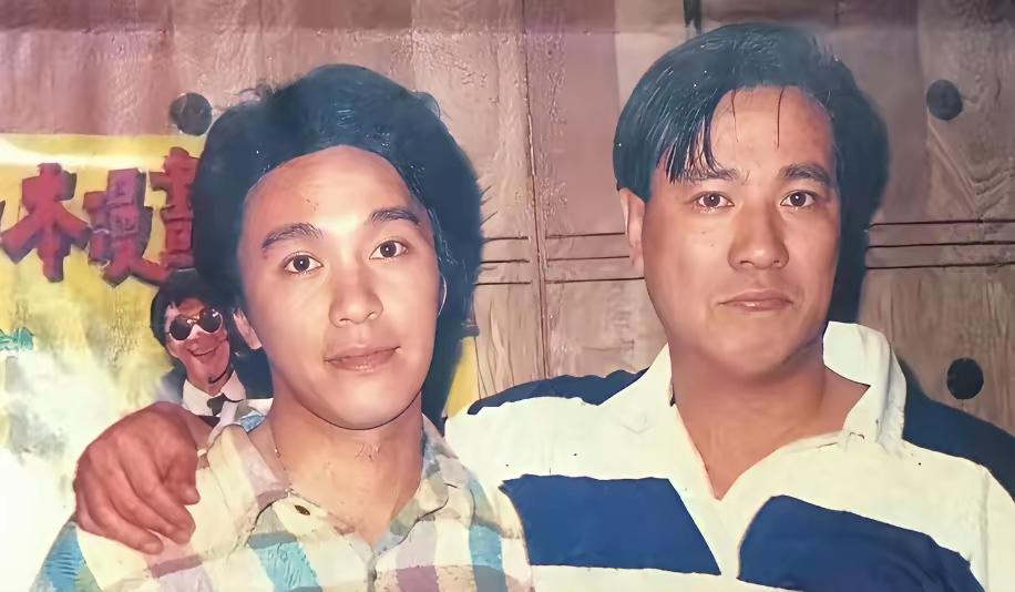 李修贤
年轻时帅气得一塌糊涂
他和星爷也是好友
也不知为何
如今两人隔阂如此之深