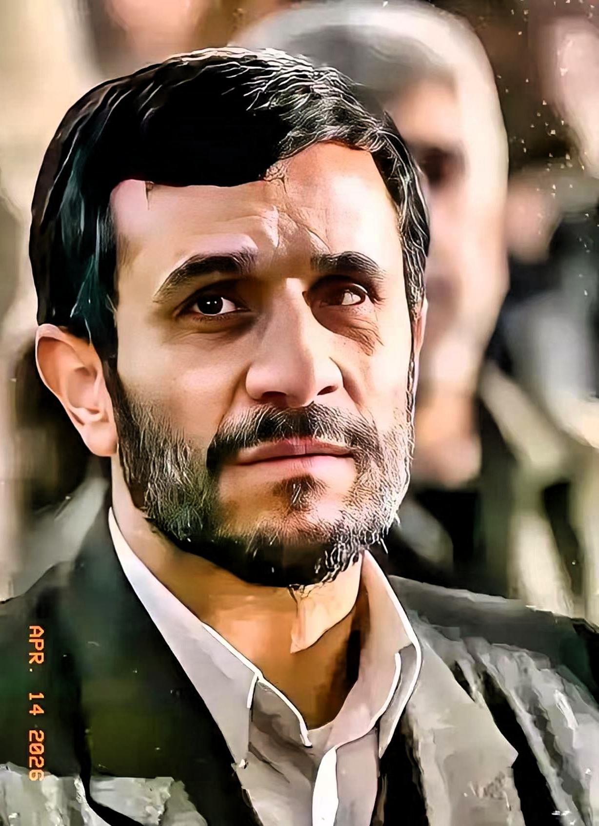 伊朗传来新消息！
4月13日，伊朗突然向国际海事组织甩出一份重要文件，当场控诉美