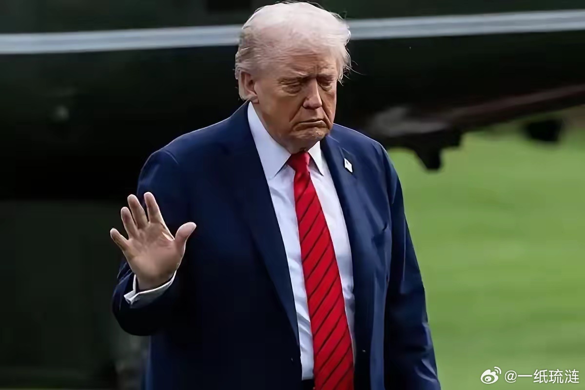 我就纳闷，你说这特朗普，他也不缺钱，而且也80多了，都快入土的一人了，你说你还挣