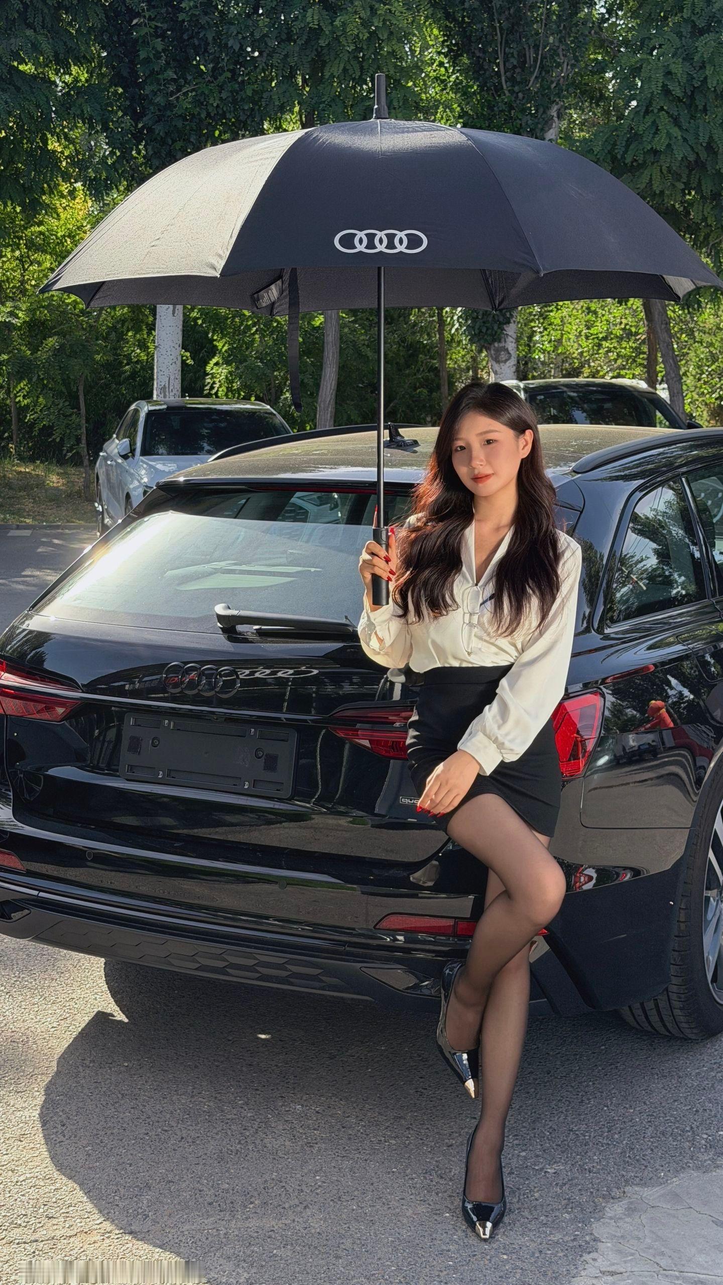 奥迪旅行车 