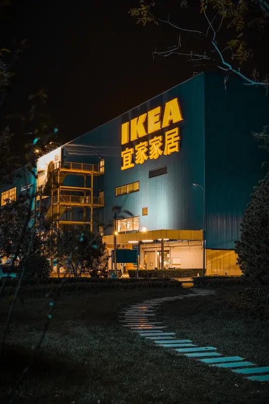 “谁的青春里没有逛过宜家？！官宣了！入华26年的宜家，要一口气关掉7家门店，上海