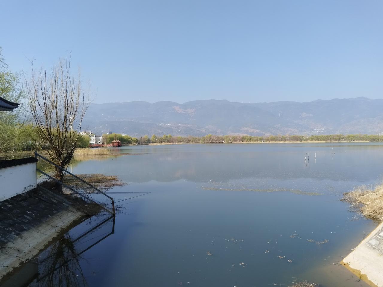 【大理白州水利】闭门新春后，湖山再相逢
             （张树忠）
 