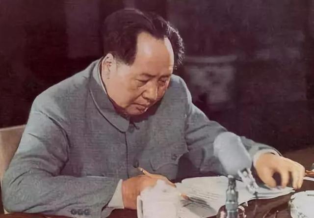 日本敢和中国开战吗？毛主席早就预言过了。日本不是乌克兰，中国也不是俄罗斯，所以大