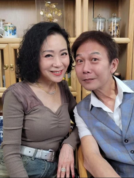 师徒合体！魏秋桦年过60风韵犹存，冻龄赛钱小豪 	 有奇女子之称的前亚...