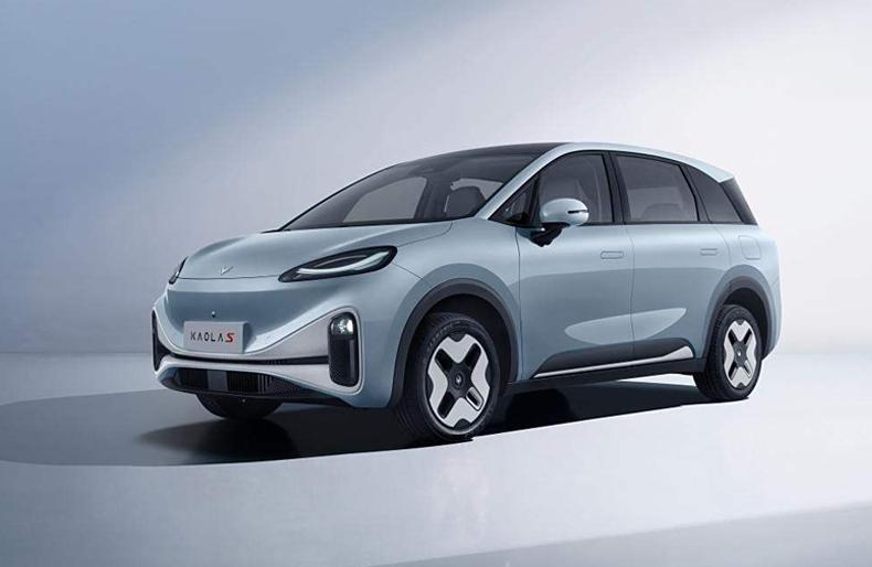 带侧滑门的SUV，极狐考拉S今天上市！新车定位是一款紧凑型SUV，整体设计和考拉